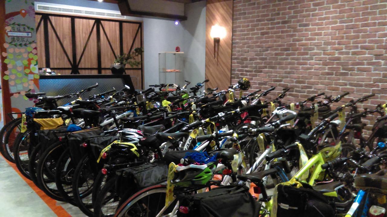 Taipei Travelers International Hostel Tamsui Dış mekan fotoğraf